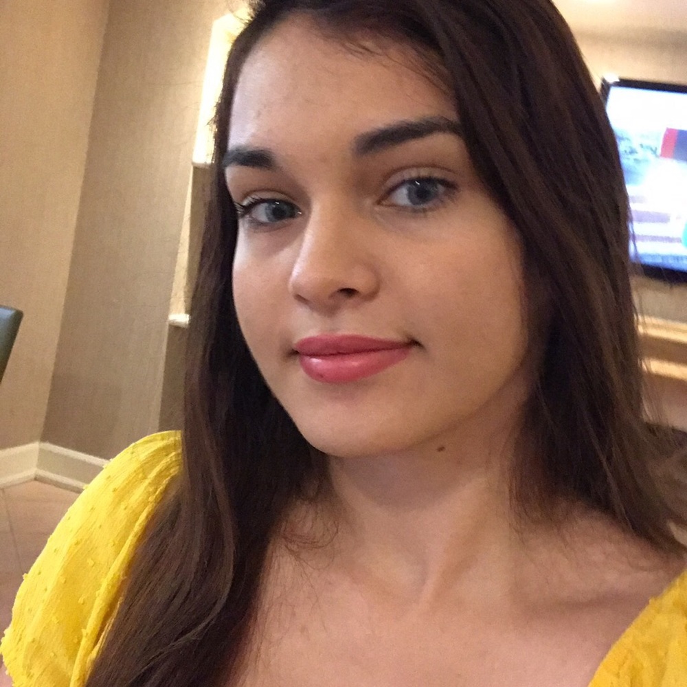 Meet your Posher, Jennifer